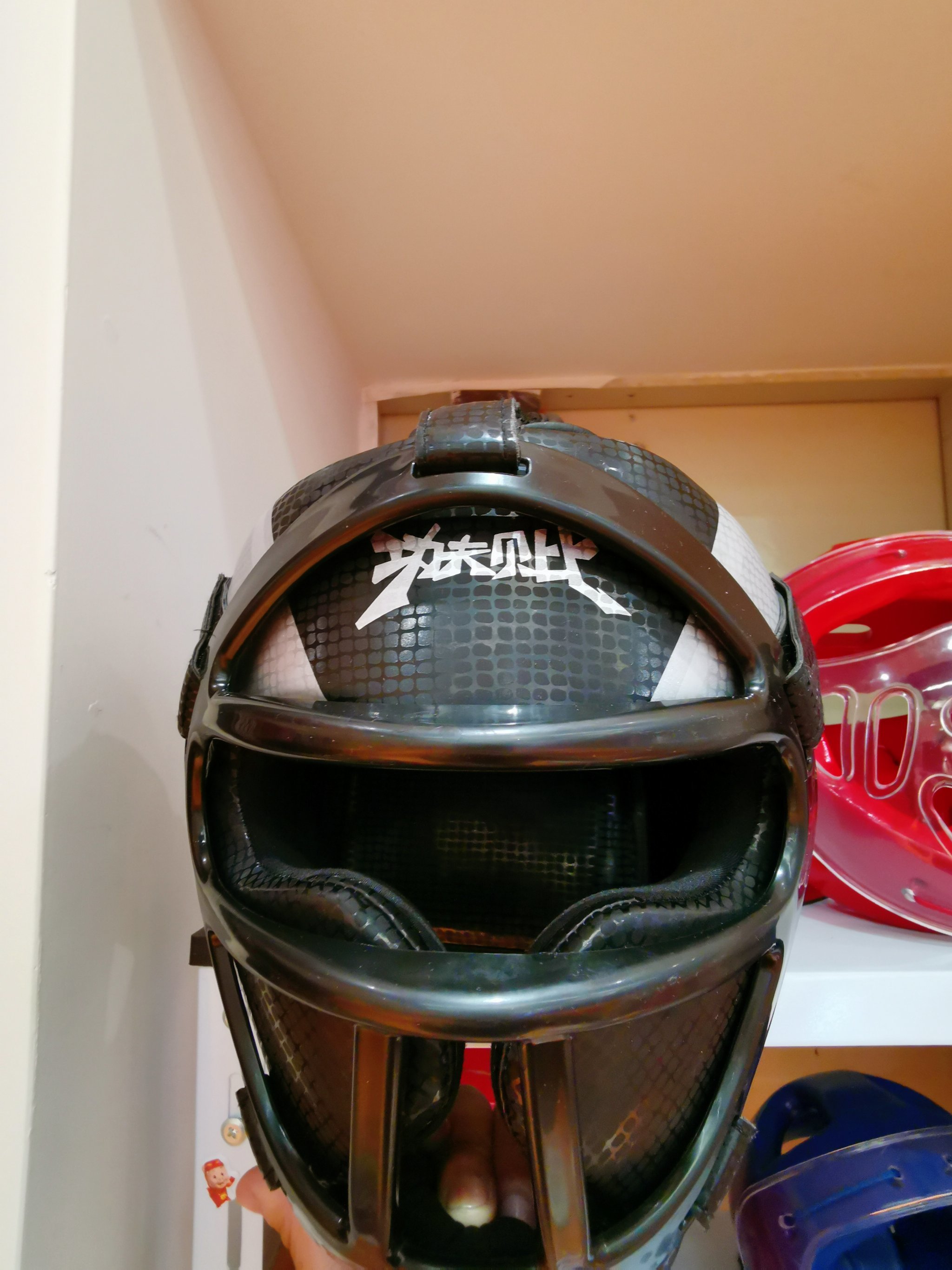 传奇手机版冠军头盔(传奇手机版冠军头盔在哪)